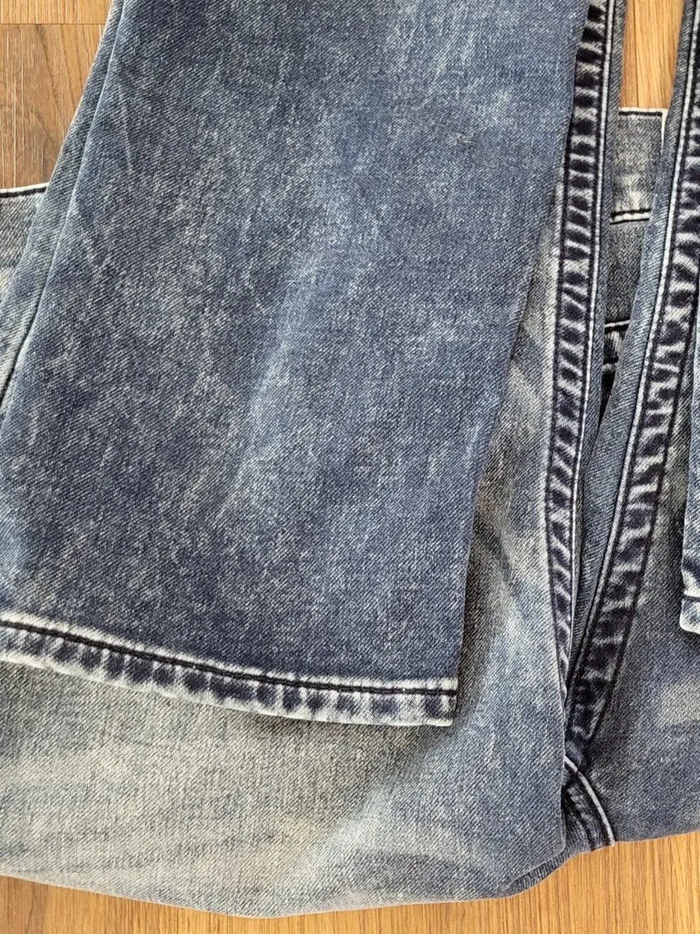 True Religion Rocco Relaxed Skinny Jeans Mens 33 Heavy Wash Stretch Denim